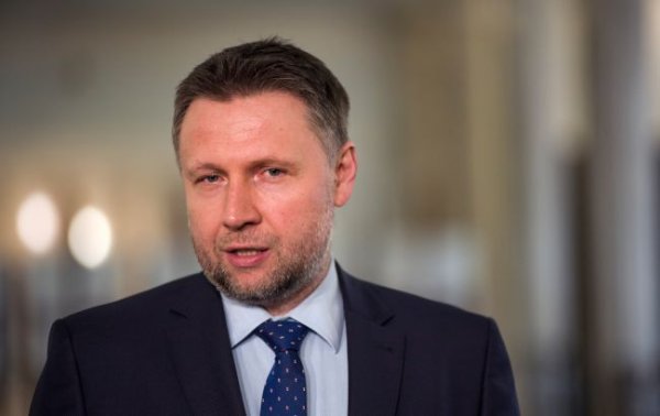 У Польщі пообіцяли надати тимчасовий захист для українських біженців без паспорта
У Польщі пообіцяли надати тимчасовий захист для українських біженців без паспорта