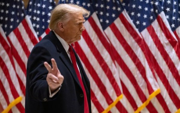 Тиск на Україну та поступки територією. WP дізналось план Трампа з завершення війни
Тиск на Україну та поступки територією. WP дізналось план Трампа з завершення війни
