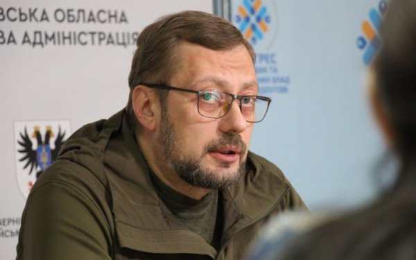 Росіяни атакували Семенівку на Чернігівщині, відомо про одну жертву
Росіяни атакували Семенівку на Чернігівщині, відомо про одну жертву