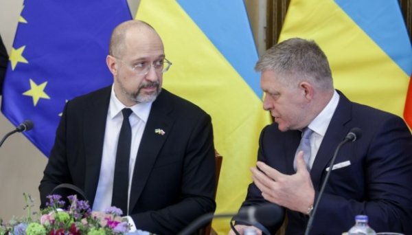 Шмигаль заявив про домовленість зі Словаччиною щодо скасування обмежень на агропродукцію з України Шмигаль заявив про домовленість зі Словаччиною щодо скасування обмежень на агропродукцію з України