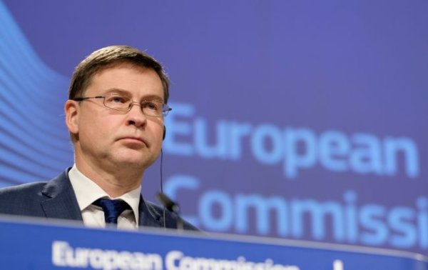 Україна у травні може отримати ще майже 2 млрд євро від ЄС, - єврокомісар
Україна у травні може отримати ще майже 2 млрд євро від ЄС, - єврокомісар
