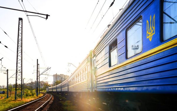 "Укрзалізниця" у 2023 році дерусифікувала 82 об'єкти
"Укрзалізниця" у 2023 році дерусифікувала 82 об'єкти