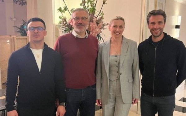 Українська делегація розповіла про російські обстріли організаторам Олімпіади в Парижі
Українська делегація розповіла про російські обстріли організаторам Олімпіади в Парижі