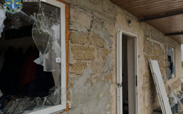 На Херсонщині внаслідок ворожого обстрілу поранена 16-річна дівчина
На Херсонщині внаслідок ворожого обстрілу поранена 16-річна дівчина