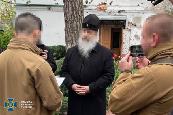 СБУ задержала настоятеля Святогорской лавры УПЦ МП СБУ задержала настоятеля Святогорской лавры УПЦ МП