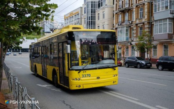 Частина Харкова залишилася без світла: у місті проблеми з транспортом та водопостачанням
Частина Харкова залишилася без світла: у місті проблеми з транспортом та водопостачанням