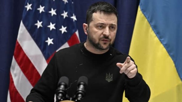 WP: Зеленского разозлила просьба США не бить по российским НПЗ WP: Зеленского разозлила просьба США не бить по российским НПЗ