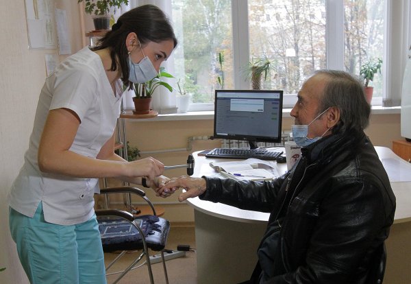 Вимагання грошей та відмова лікувати. На що пацієнти найчастіше скаржаться до НСЗУ
Вимагання грошей та відмова лікувати. На що пацієнти найчастіше скаржаться до НСЗУ
