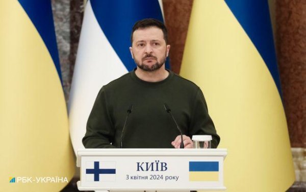 Зеленський: Росія готує на 1 червня мобілізацію 300 тисяч військових
Зеленський: Росія готує на 1 червня мобілізацію 300 тисяч військових