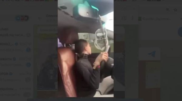 Во Львове мужчина снял видео, как за рулем едет девятилетняя дочь: его нашла полиция Во Львове мужчина снял видео, как за рулем едет девятилетняя дочь: его нашла полиция