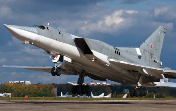 Що означає знищення Ту-22М3 та чи поменшає атак на Україну: пояснення експерта
Що означає знищення Ту-22М3 та чи поменшає атак на Україну: пояснення експерта