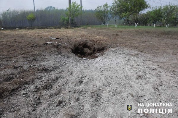 Росіяни обстріляли Харківщину, поранені дві жінки
Росіяни обстріляли Харківщину, поранені дві жінки