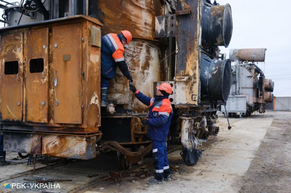 Загрози з боку Росії та мобілізація по-новому. Що чекає Україну влітку на фронті та у тилу
Загрози з боку Росії та мобілізація по-новому. Що чекає Україну влітку на фронті та у тилу