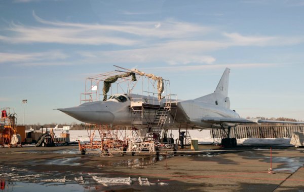 Україна вперше знищила літак Ту-22М3 та ракети Х-22: що про них відомо
Україна вперше знищила літак Ту-22М3 та ракети Х-22: що про них відомо