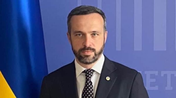 Закупщика Минобороны Волошенкова планируют уволить на фоне упоминаний о его участии в "Антимайдане" Закупщика Минобороны Волошенкова планируют уволить на фоне упоминаний о его участии в "Антимайдане"