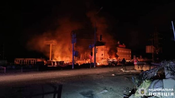На Днепропетровщине из-за ракетного удара повреждены два энергообъекта и возникли перебои с водой На Днепропетровщине из-за ракетного удара повреждены два энергообъекта и возникли перебои с водой