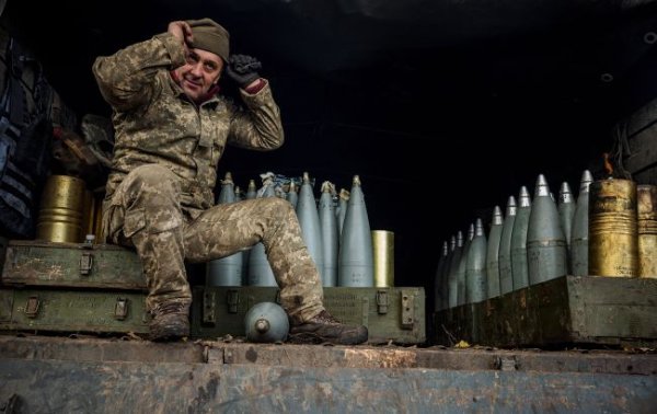 ЗСУ отримають від Rheinmetall прототипи далекобійних артилерійських снарядів
ЗСУ отримають від Rheinmetall прототипи далекобійних артилерійських снарядів