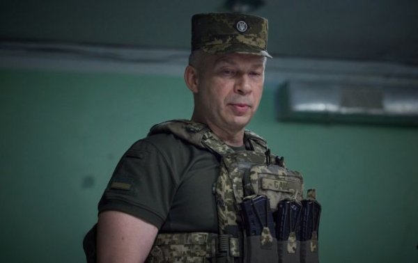 На фронті складно. РФ намагається вийти до Курахового та Покровська, - Сирський
На фронті складно. РФ намагається вийти до Курахового та Покровська, - Сирський