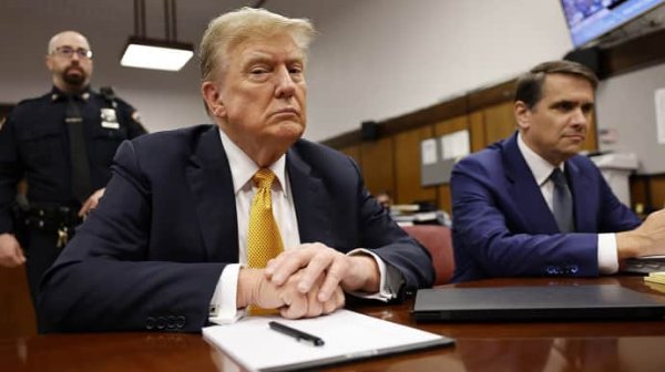Трамп влип в новый скандал и удалил видео после критики Байдена Трамп влип в новый скандал и удалил видео после критики Байдена
