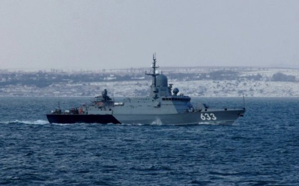 Генштаб: Сили оборони уразили в Севастополі російський ракетний корабель «Циклон»
Генштаб: Сили оборони уразили в Севастополі російський ракетний корабель «Циклон»
