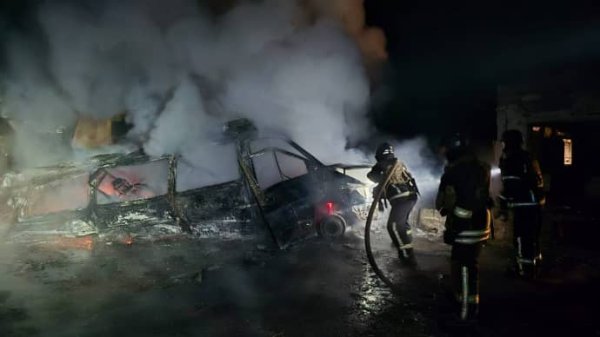 пылали дома, повреждены 25 грузовиков и автобусов, 7 пострадавших пылали дома, повреждены 25 грузовиков и автобусов, 7 пострадавших