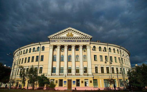 Києво-Могилянська академія знову не пустила інспекторів на будмайданчик і отримала штраф
Києво-Могилянська академія знову не пустила інспекторів на будмайданчик і отримала штраф