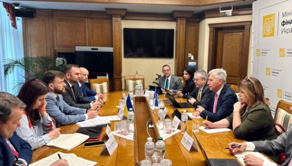 Україна цьогоріч розраховує ще на три транші обсягом $4,5 мільярда від МВФ Україна цьогоріч розраховує ще на три транші обсягом $4,5 мільярда від МВФ