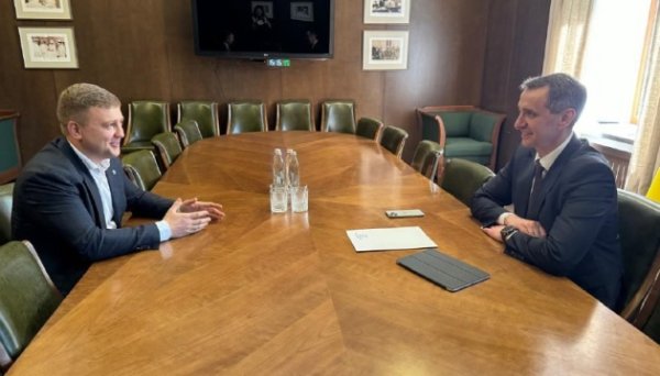 МОЗ пришвидшить передачу Фонду держмайна своїх об’єктів для подальшої приватизації МОЗ пришвидшить передачу Фонду держмайна своїх об’єктів для подальшої приватизації