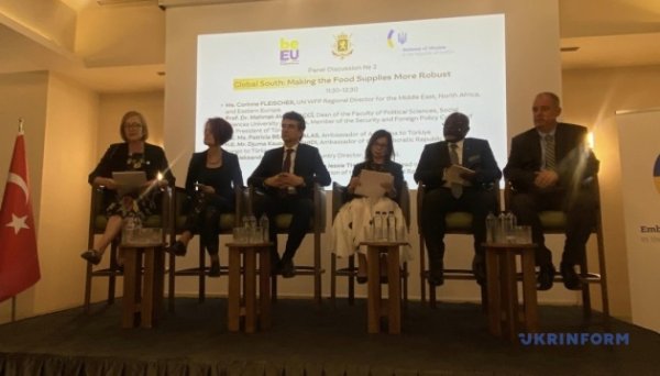 Україна попри війну залишається провідним експортером зерна у світі - експерти Україна попри війну залишається провідним експортером зерна у світі - експерти