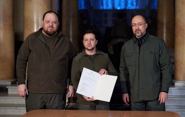 Зустріч із Путіним, ковід та війна. Головне про "п'ятирічку" президента Зеленського і що далі
Зустріч із Путіним, ковід та війна. Головне про "п'ятирічку" президента Зеленського і що далі