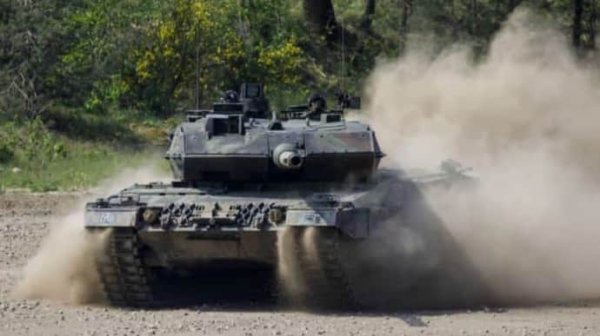 Германия передала Украине новую помощь: танки Leopard, дроны, боеприпасы Германия передала Украине новую помощь: танки Leopard, дроны, боеприпасы