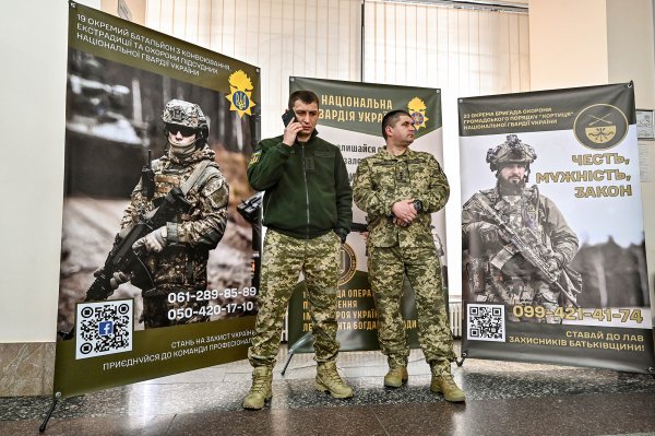 Військовий квиток за QR-кодом, тарифи на світло, графік поїздів: головні зміни червня в Україні
Військовий квиток за QR-кодом, тарифи на світло, графік поїздів: головні зміни червня в Україні