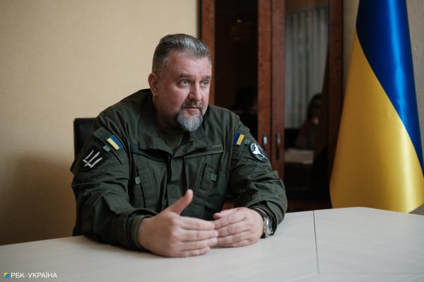 Капелан Костянтин Холодов: Наша церква дозволяє захищати зі зброєю в руках
Капелан Костянтин Холодов: Наша церква дозволяє захищати зі зброєю в руках