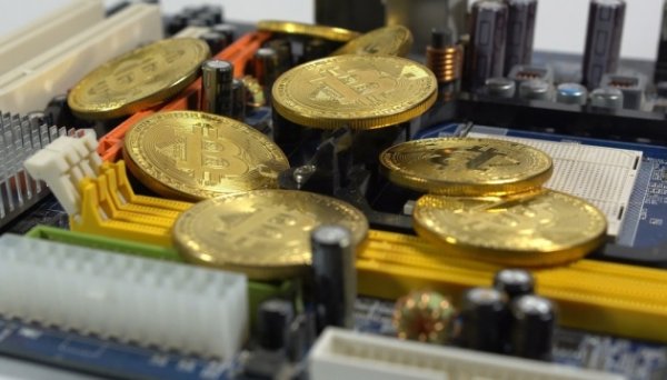 Ціна біткойна упала нижче $58 тисяч Ціна біткойна упала нижче $58 тисяч
