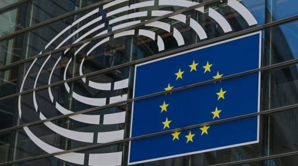 Расследование дела о вмешательстве России: в Европарламенте прошли обыски Расследование дела о вмешательстве России: в Европарламенте прошли обыски