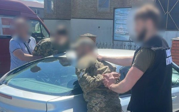 На Волині представники ТЦК брали гроші з військовозобов’язаних за зняття з розшуку, – Нацполіція
На Волині представники ТЦК брали гроші з військовозобов’язаних за зняття з розшуку, – Нацполіція