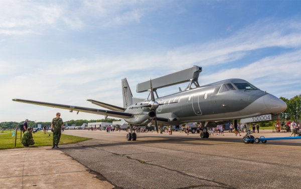 Бачать у небі все. Чим унікальні шведські ASC 890, як змінять правила гри та доповнять F-16
Бачать у небі все. Чим унікальні шведські ASC 890, як змінять правила гри та доповнять F-16