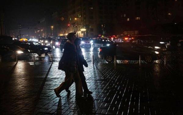 Чому світло вимикають в "світло-сірих" зонах графіку: відповідь Yasno
Чому світло вимикають в "світло-сірих" зонах графіку: відповідь Yasno