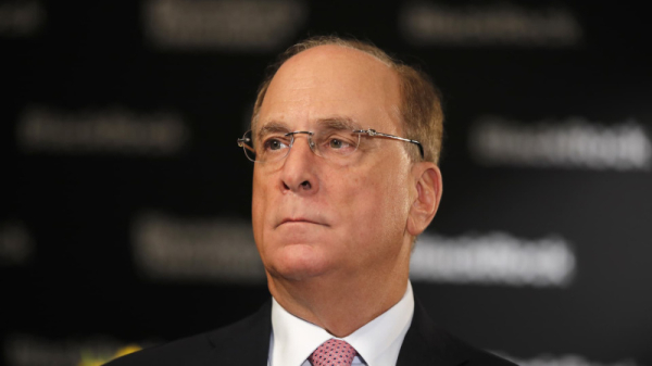 BlackRock договаривается с правительствами стран по инвестициям в ИИ
BlackRock договаривается с правительствами стран по инвестициям в ИИ