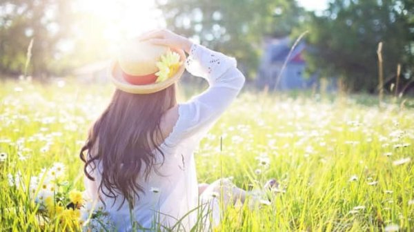 В понедельник в Украине жара до +27°, в ряде областей дожди и грозы В понедельник в Украине жара до +27°, в ряде областей дожди и грозы
