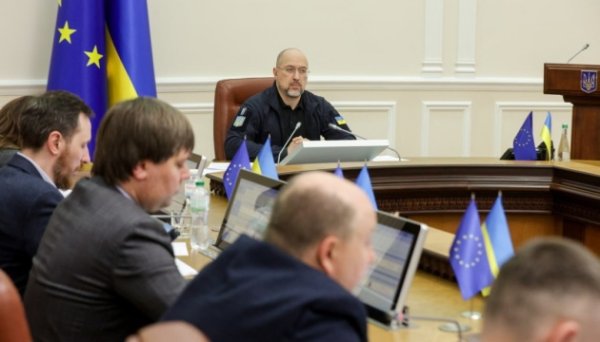 Україна імпортує максимально можливий обсяг електрики, але й цього недостатньо - Шмигаль Україна імпортує максимально можливий обсяг електрики, але й цього недостатньо - Шмигаль