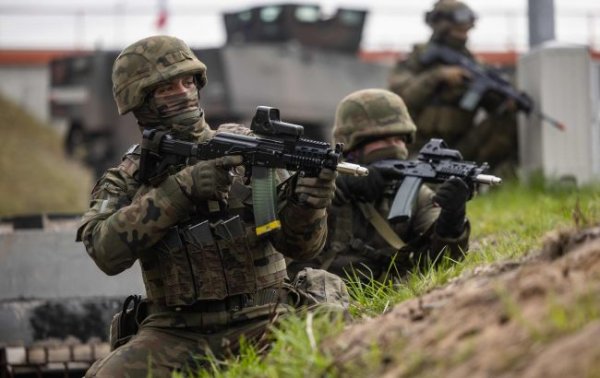 Країни Балтії та Польща можуть ввести війська в Україну у разі успіху РФ, - Spiegel
Країни Балтії та Польща можуть ввести війська в Україну у разі успіху РФ, - Spiegel