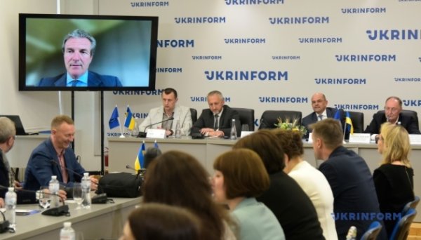 У Мінагрополітики анонсували нові пільги для молочної галузі У Мінагрополітики анонсували нові пільги для молочної галузі