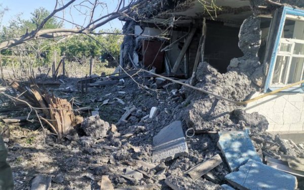 У Запорізькій області через ворожий авіаудар поранений чоловік
У Запорізькій області через ворожий авіаудар поранений чоловік