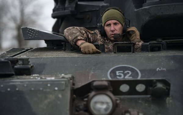 Обстановка змінилась. В Генштабі розповіли про ситуацію на Харківському напрямку
Обстановка змінилась. В Генштабі розповіли про ситуацію на Харківському напрямку