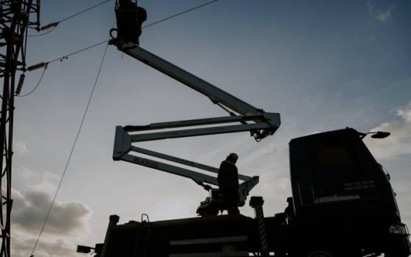 Завтра постачання електроенергії обмежуватимуть протягом усієї доби
Завтра постачання електроенергії обмежуватимуть протягом усієї доби