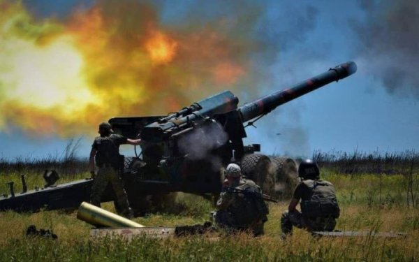 Армія РФ намагається прорватися до життєво важливої траси Покровськ-Костянтинівка, — Сили оборони
Армія РФ намагається прорватися до життєво важливої траси Покровськ-Костянтинівка, — Сили оборони