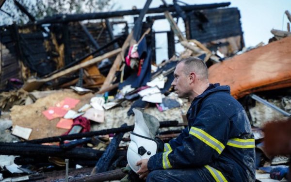 Головне за суботу, 8 червня: бої за Вовчанськ, атака дронів на російський аеродром Моздок, збій у Telegram
Головне за суботу, 8 червня: бої за Вовчанськ, атака дронів на російський аеродром Моздок, збій у Telegram
