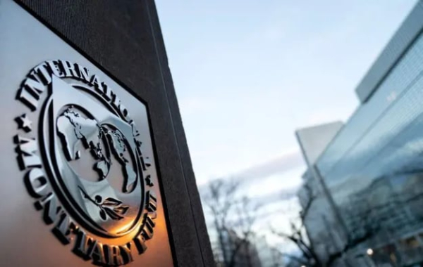 МВФ принял решение о выделении Украине транша на $2,2 миллиарда
МВФ принял решение о выделении Украине транша на $2,2 миллиарда