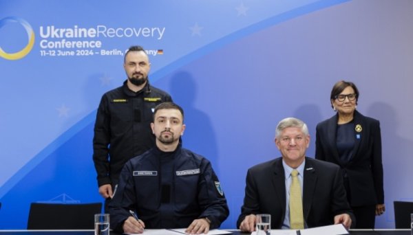 Україна та США створять спільне підприємство з обслуговування американської бронетехніки Україна та США створять спільне підприємство з обслуговування американської бронетехніки